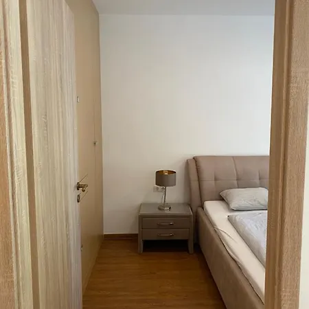Apartment Molo Apartmanhaz *