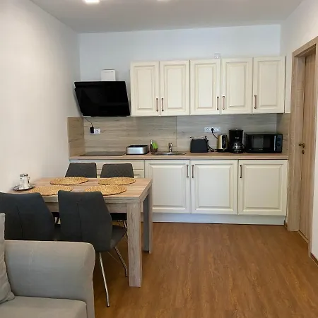 Molo Apartmanhaz Apartment *
